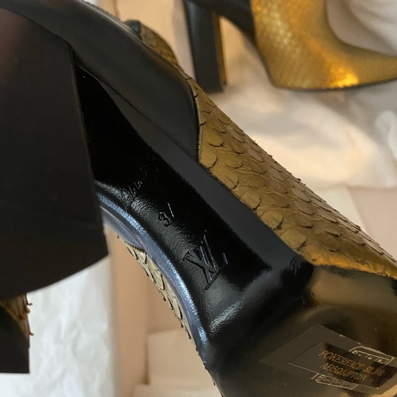 Louis Vuitton ankle boots - Picture 8 of 16